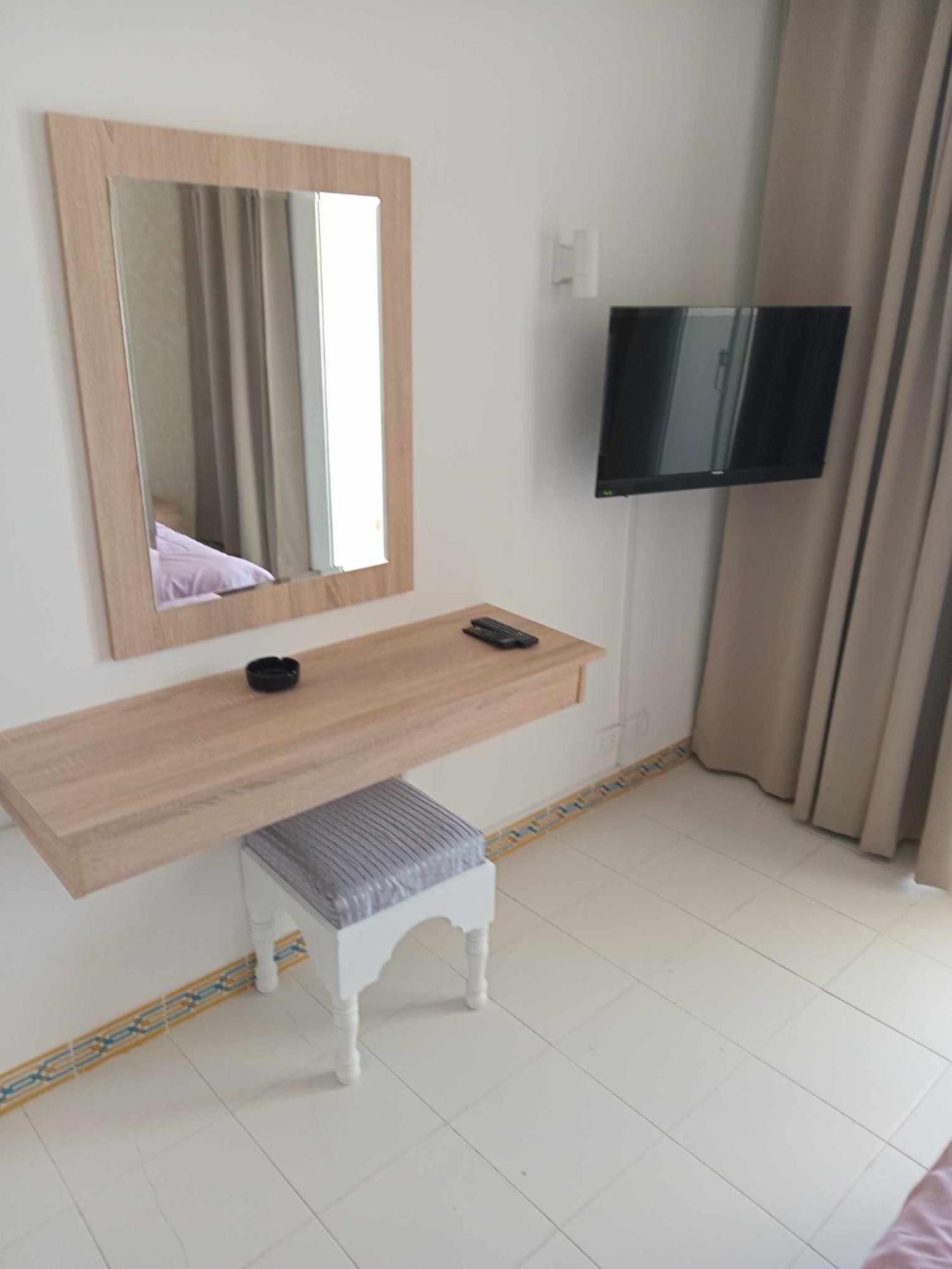 Mezri Hotel